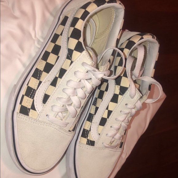 retro checkered vans